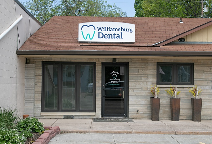 Outside view of Williamsburg Dental South Street
